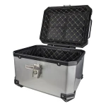 Universales Motorrad-Topcase 45L silber - quadratischer Helmkoffer für 1 Helm