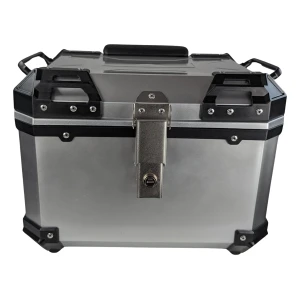 Universales Motorrad-Topcase 45L silber - quadratischer Helmkoffer für 1 Helm