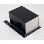 Caja metálica para dispositivos electrónicos sensibles con ventilación