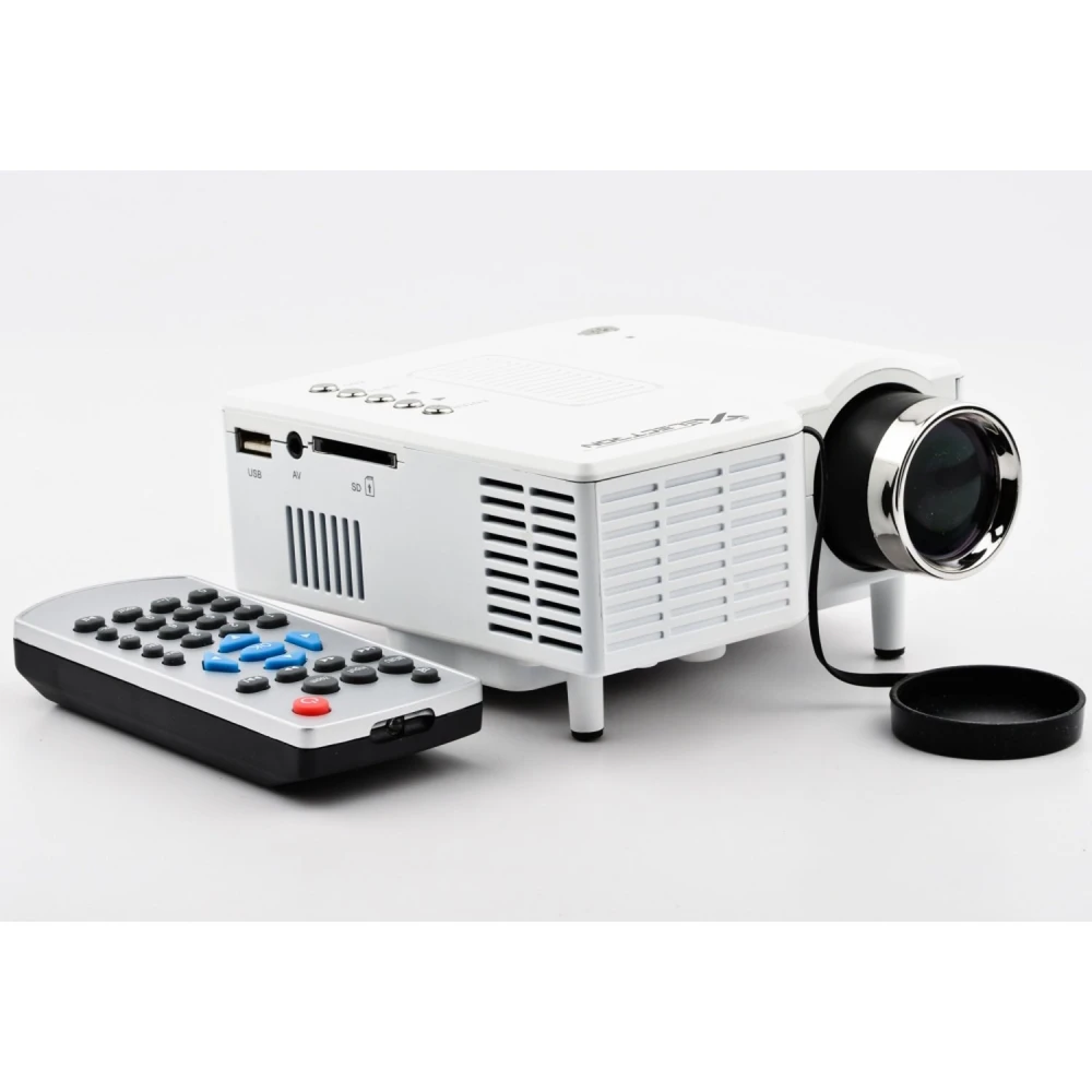 Vista frontal del mini proyector 1080p UC28+ con múltiples conexiones