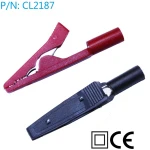 Detalle de pinzas cocodrilo con conexion banana 2mm rojo y negro Amass