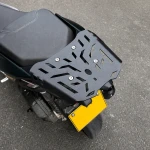 Gepäckträger Hinten Zontes 150X / 125X — Eisenträger 4 mm, Schwarz