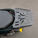 Gepäckträger Hinten Zontes 150X / 125X — Eisenträger 4 mm, Schwarz