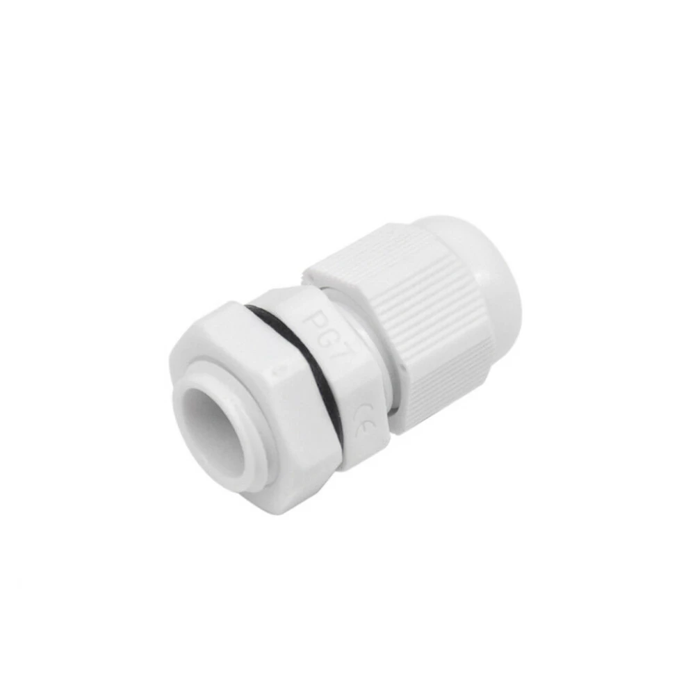Detalle de tornillos incluidos para instalación de la caja Sonoff IP66